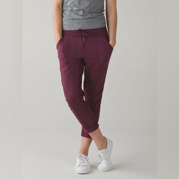 lululemon street to studio pants - Picture 2 of 3
